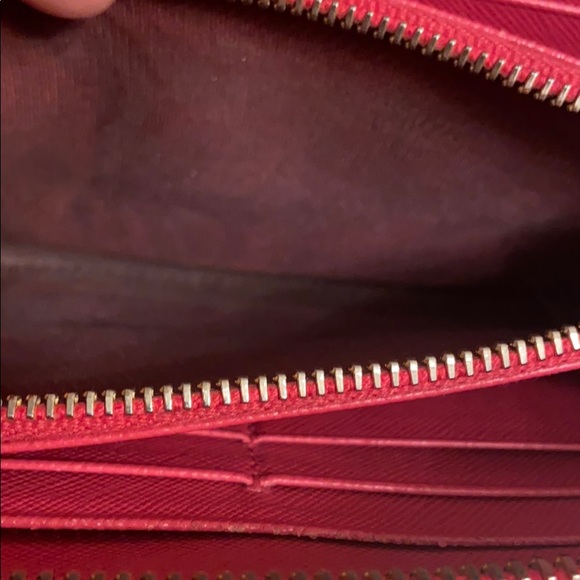 Authentic Prada wallet - Picture 7 of 10